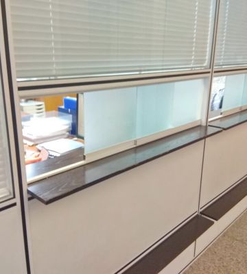 Раздвижные окна для бюро пропусков на заказ